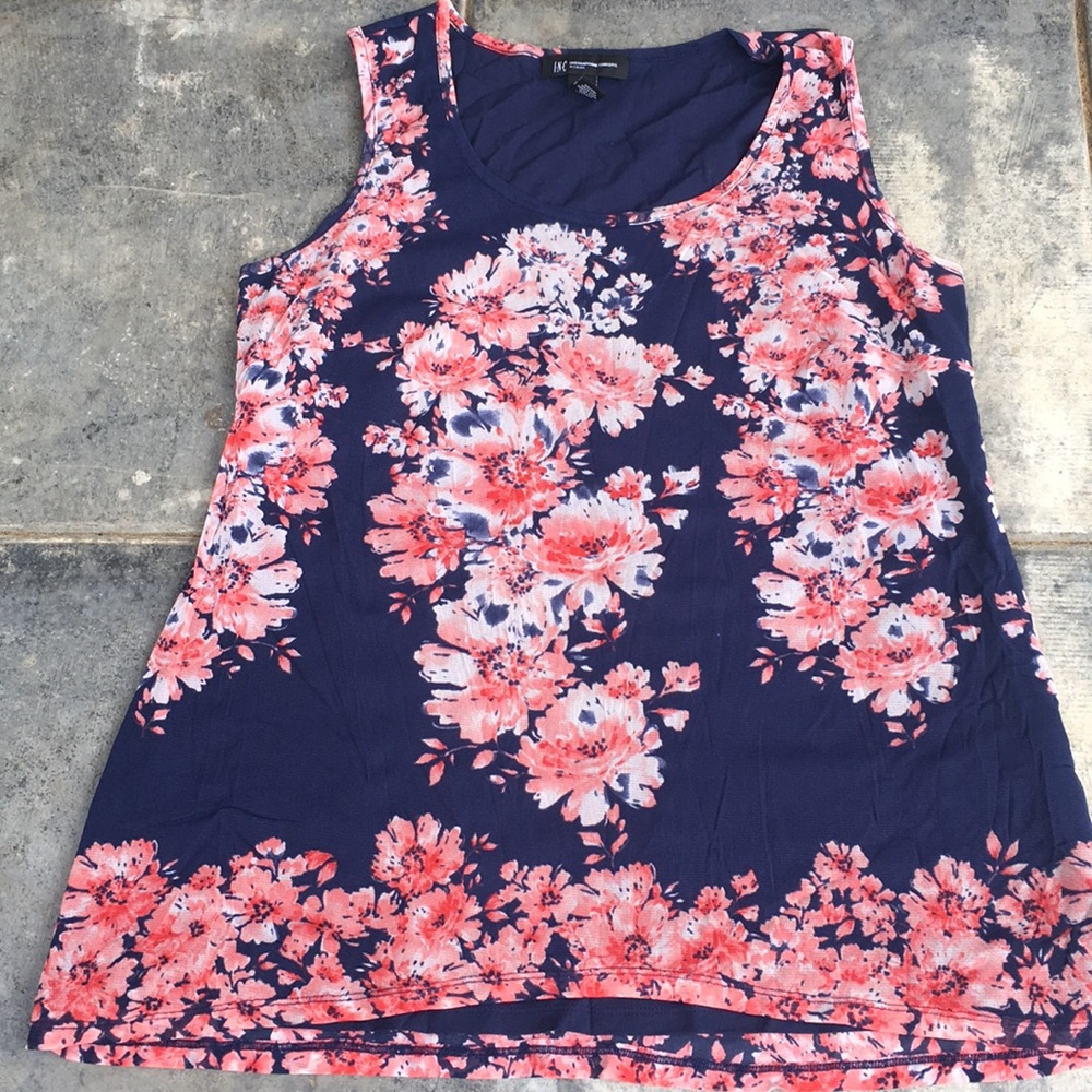 Mesh sleeveless top with floral pattern